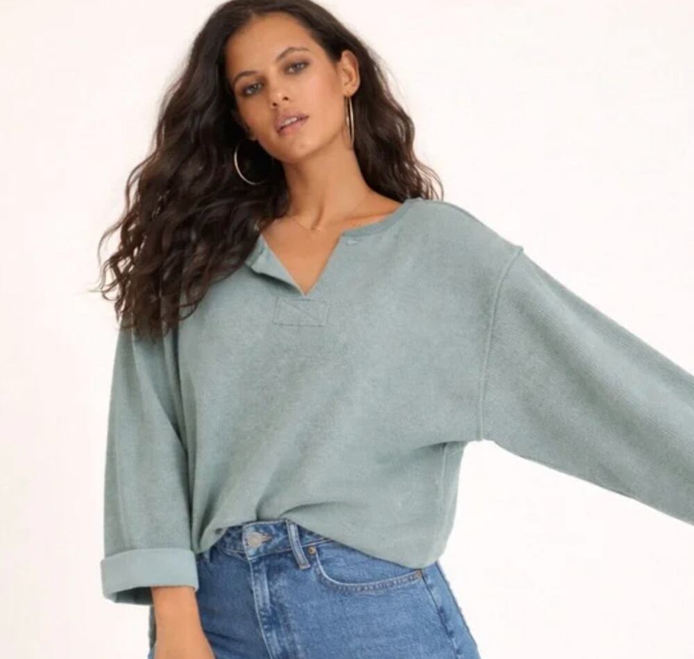 Urban Outfitters Oversized Top Notch Neck Sage Size M